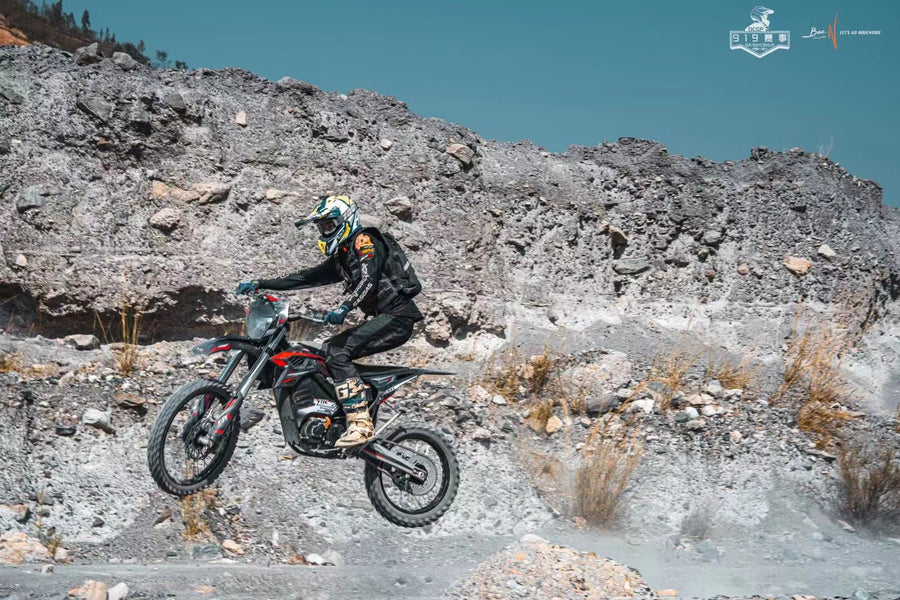 MotoTec Venom 72v/50Ah 12000w Off-Road Electric Dirt Bike